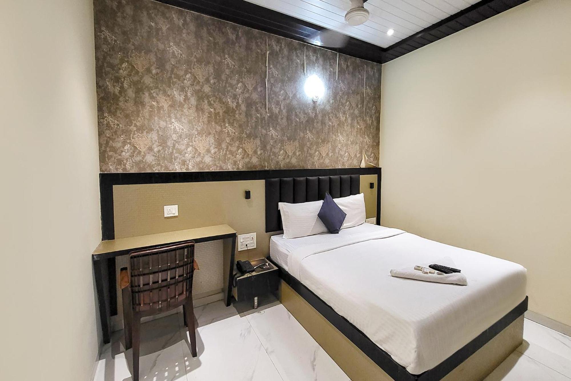Fabhotel Prime Land - Nr Bkc — Photos 2